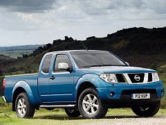 Navara D40