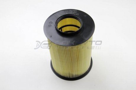 Фільтр повітряний 1.6TDCi Connect 13-/Kuga/Mazda 3/Volvo 1.4/1.6/1.8/2.0 i/TDCi 07- BSG BSG 30-135-014