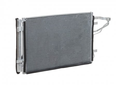 Радиатор кондиционера с ресивером Ceed 1.4/1.6/2.0 (07-) АКПП/МКПП LUZAR LRAC 08H2 (фото 1)