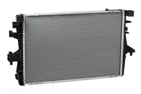 Радиатор охлаждения VW T5 (03-) 2.0i/3.2i/1.9TDi МКПП LUZAR LRc 18H7 (фото 1)